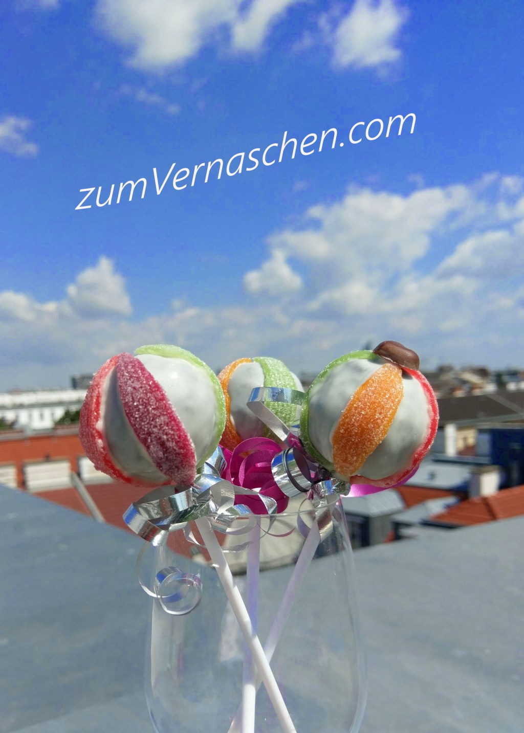 Ein Ball zum Verlieben: Funkelnde und glitzernde&nbsp;Cake-Pops